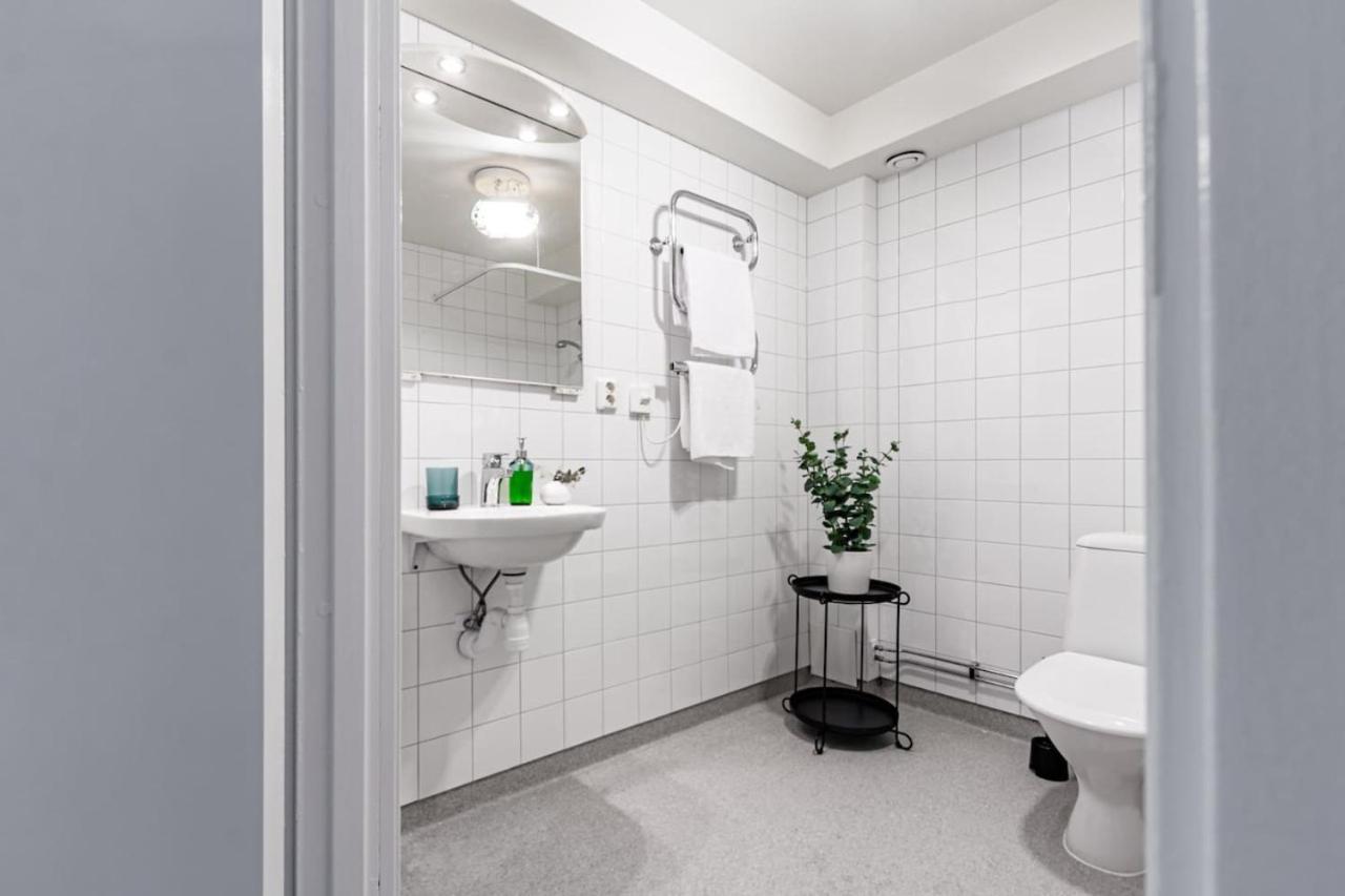 Cheap Stay On Hip Soedermalm - Construction Work Стокгольм Экстерьер фото