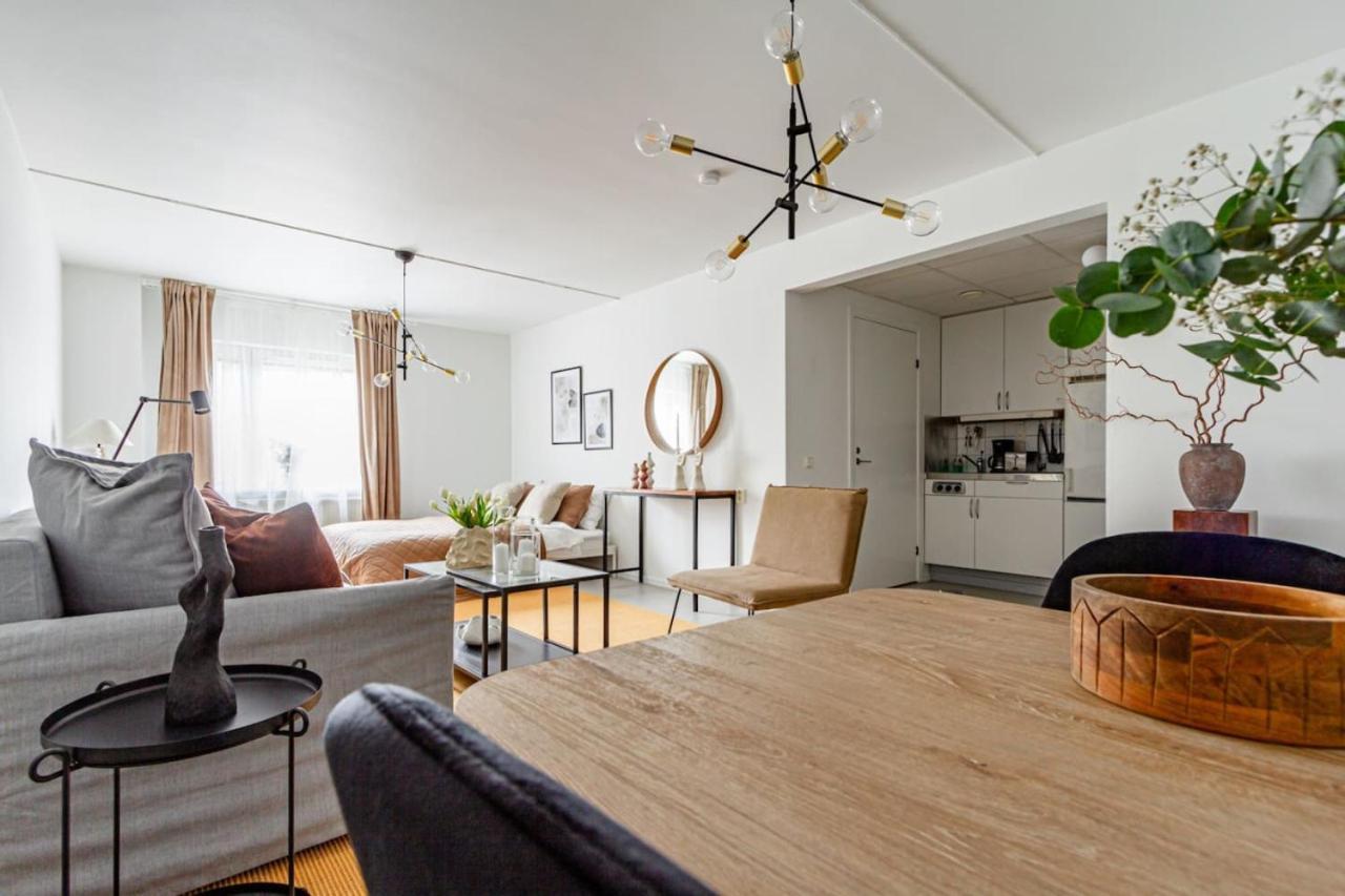 Cheap Stay On Hip Soedermalm - Construction Work Стокгольм Экстерьер фото
