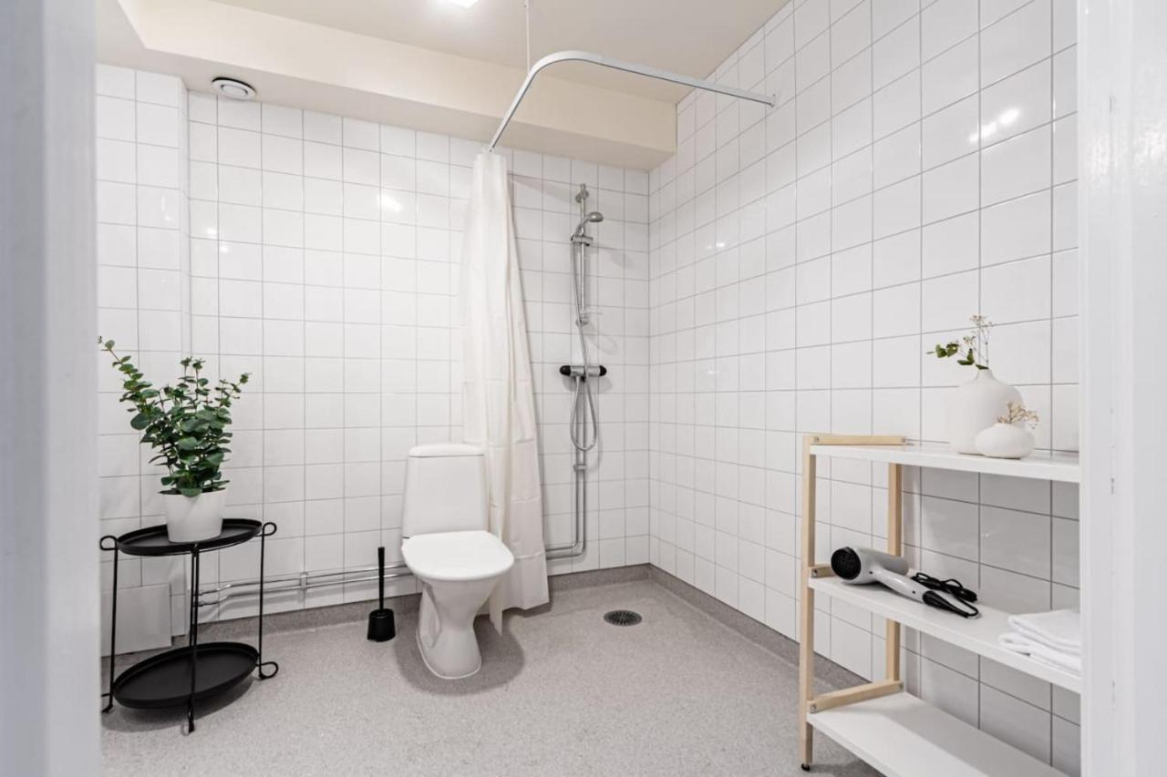 Cheap Stay On Hip Soedermalm - Construction Work Стокгольм Экстерьер фото