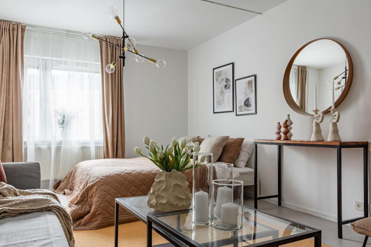 Cheap Stay On Hip Soedermalm - Construction Work Стокгольм Экстерьер фото